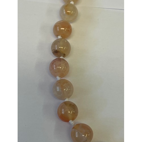42B - A RARE CHERRY BLOSSOM  AGATE CRYSTAL OR FLOWER AGATE NECKLACE 18 INCHES LONG.WITH SILVER METAL MOUNT... 