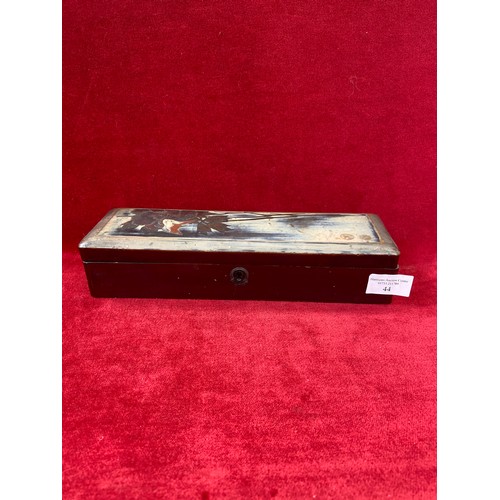 52 - Chinese lacquer brush/pen box, decorated on the lid with a small bird in a tree.