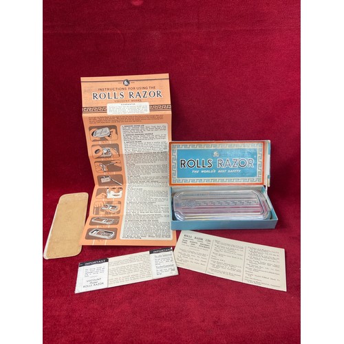 56 - 'Viscount' Model Rolls Razor in original box. Looks to be in superb 'new and unused' condition with ... 