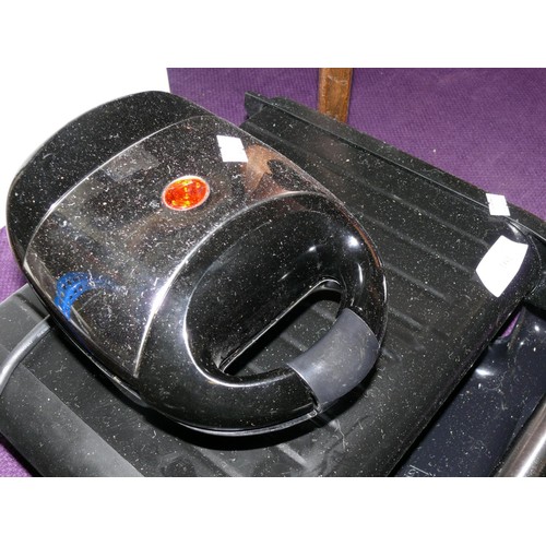 161 - GEORGE FORMAN GRILL AND A COOKWORKS SINGLE SANDWICH TOASTER