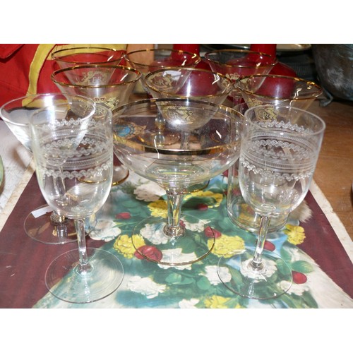 218 - Set of 6 commemorative cocktail glasses, decorated with gold bands and the royal cypher for Queen El... 
