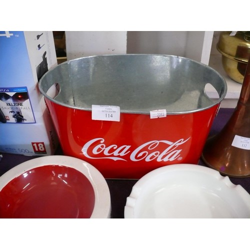 114 - COCA COLA ICE BUCKET AND MIRROR PLUS ASHTRAYS ADVERTISING CARLSBERG, BUDWEISER AND CHARRINGTON