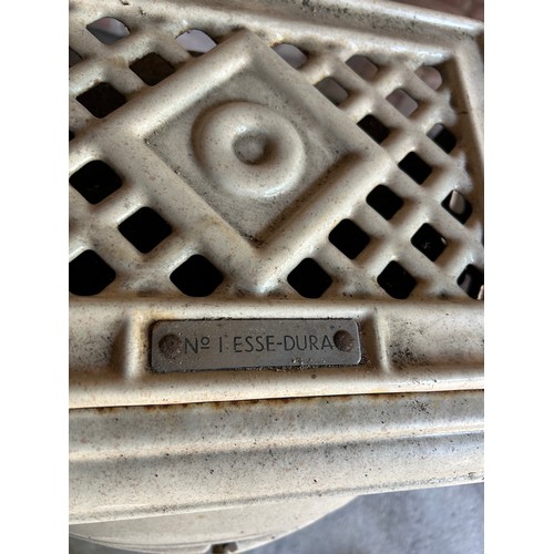 405 - An original 1930’s ‘No 1 Esse Dura’ enamelled stove for renovation or spares. Made in Scotland by Sm... 