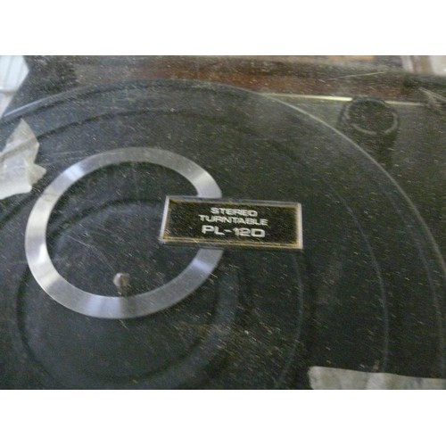 163 - Pioneer stereo turntable PL120
