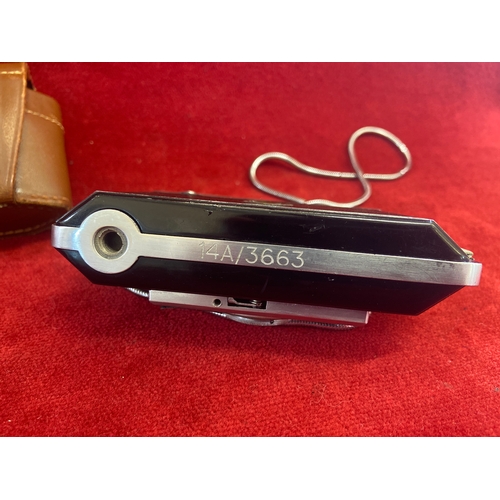 49 - Kodak Bantam Folding Camera with 47mm f4.5 Anastigmat Special lens. Complete with original brown lea... 