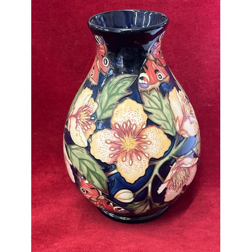 2 - A LARGE MOORCROFT AMBER GLOW VASE A LTD EDITION DESIGNED BY SIAN LEEPER IN 2005 
THIS VASE IS FOR DI... 