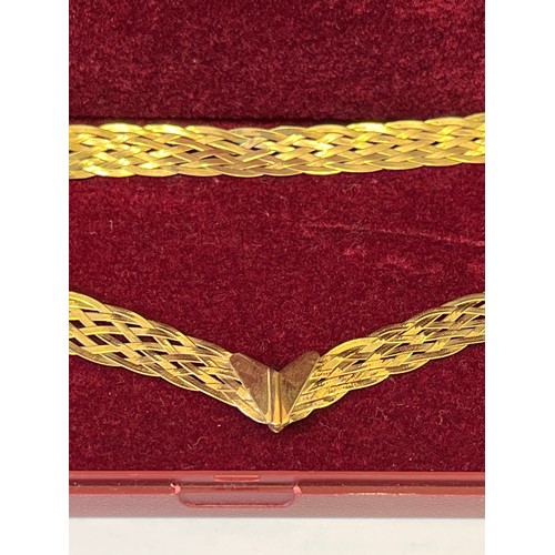 14 - a 9ct gold woven gold necklace weight 8.16 gr
