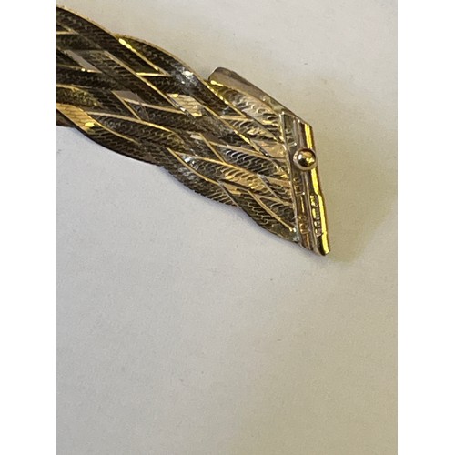 14 - a 9ct gold woven gold necklace weight 8.16 gr
