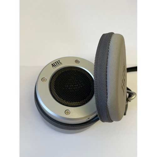 13 - AN ALTEC LANSING SPEAKER IN CASE WORKING