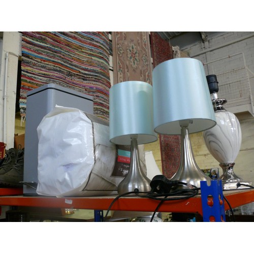 311 - New single duvet, 3 table lamps and a pedal bin