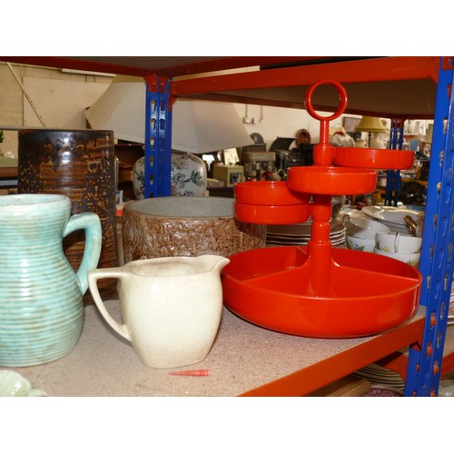 317 - Shelf of vintage china to include Sylvac and Melbaware