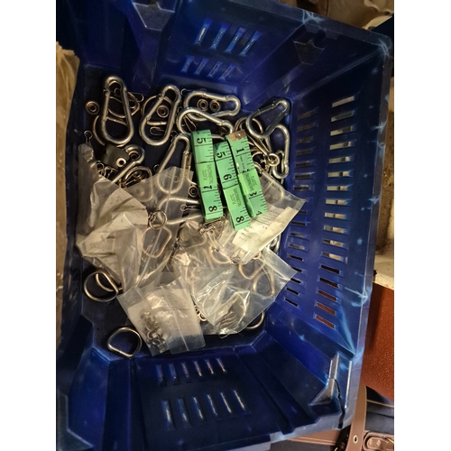 339 - Quantity of bias binding tape and sewing accessories