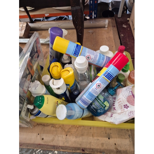 342 - Very large quantity of cleaning products