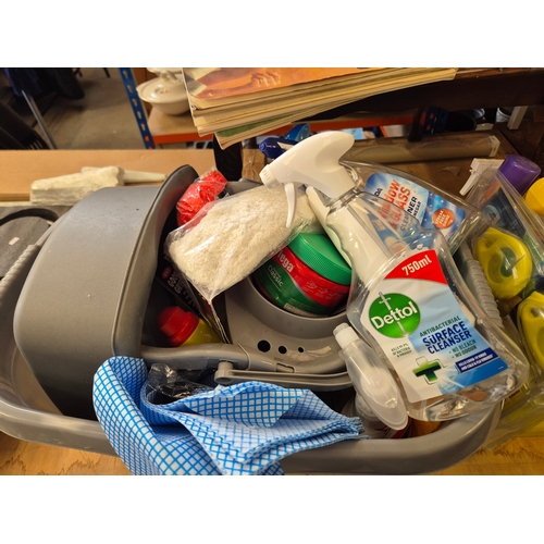 342 - Very large quantity of cleaning products
