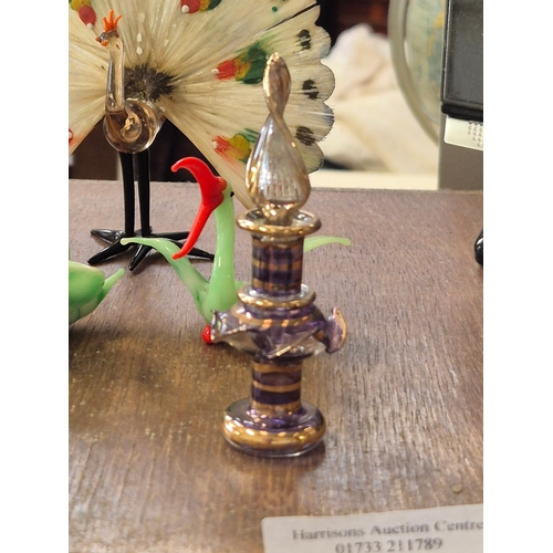 346 - Mixed decorative glass lot to include miniature scent bottle and glass animals