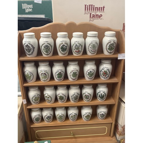 349 - Franklin Mint Gloria Concepts spice jars x 24 on a wooden spice rack