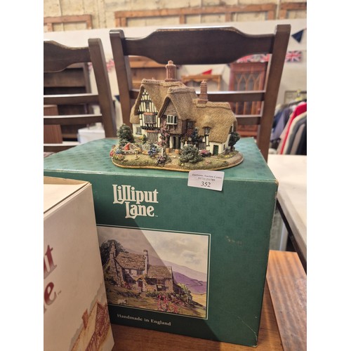 352 - Large Lilliput Lane cottage with original box