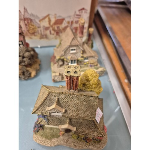 348 - 4 Lilliput Lane cottages and 3 odd boxes