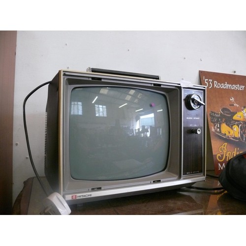 132 - Retro Hitachi Sold State vintage TV
