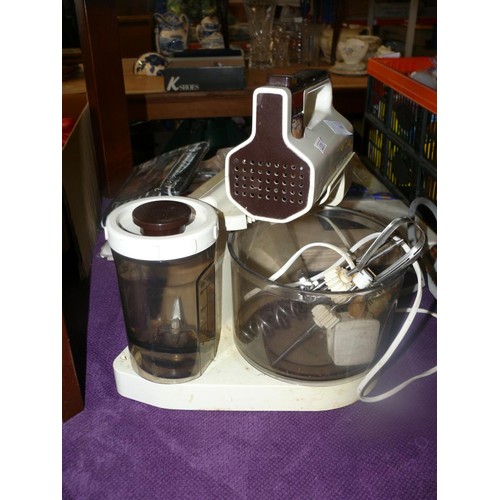 168 - Vintage Kenwood Chefette and a retro Belling Tango 3 heater