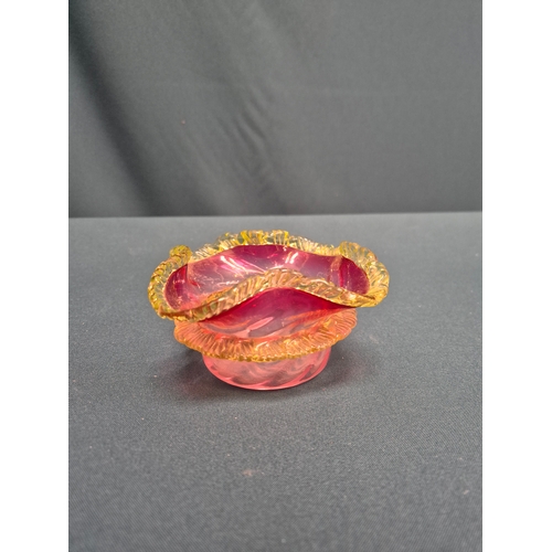 30 - Victorian cranberry glass ruffled bowl with applied decoration 14cm dia plus 2 Murano glass vases