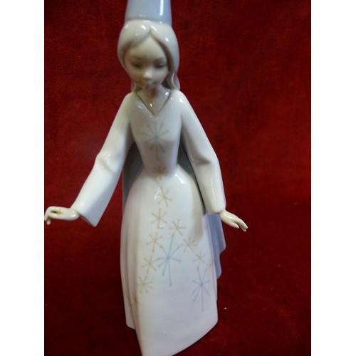 3 - LLADRO FIGURINE - FAIRY GODMOTHER 4595. 28CM TALL.