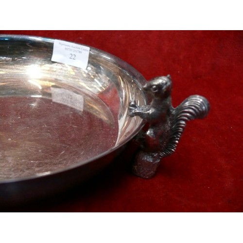 22 - VINTAGE SILVER PLATED SERVING DISH WITH SQUIRREL SHAPED HANDLES, TOGETHER WITH 6X ITALIAN SILVER PLA... 