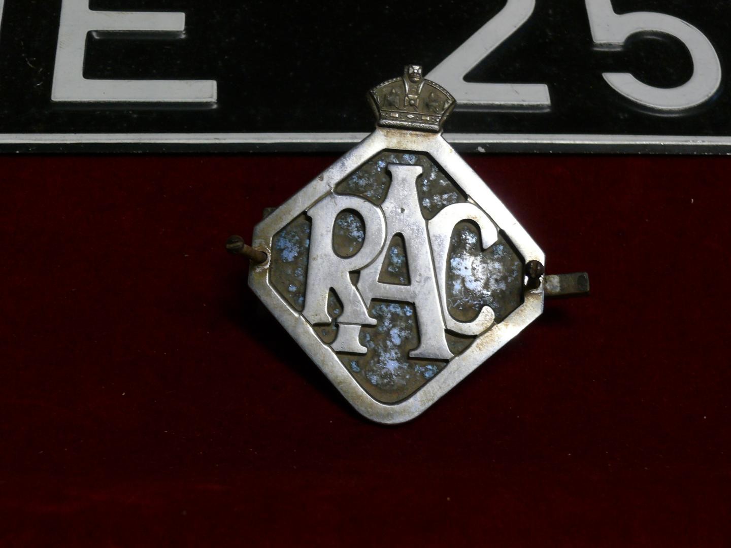 Vintage RAC car badge and 2 vintage number plates - The 'B' plates are ...