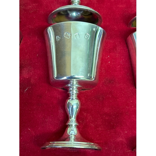 16 - A superb set of six Sterling silver goblets in original fitted case. All fully hallmarked London 196... 