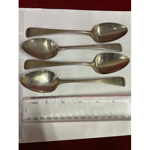 26 - Set of 4 Georgian silver dessert spoons, Old English pattern, hallmarked London 1817 by Thomas Sheph... 