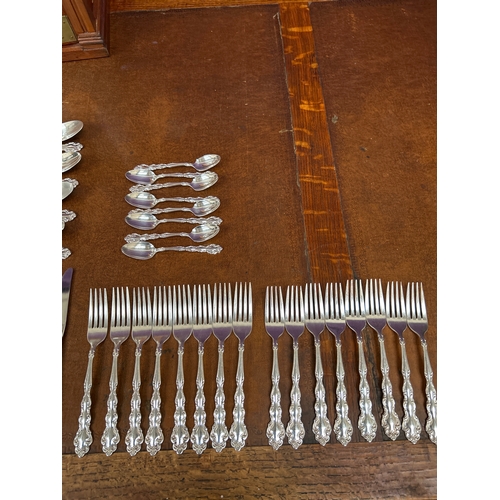 31 - Full set of vintage silver plated “Community plate” flatware for 8 place setting.