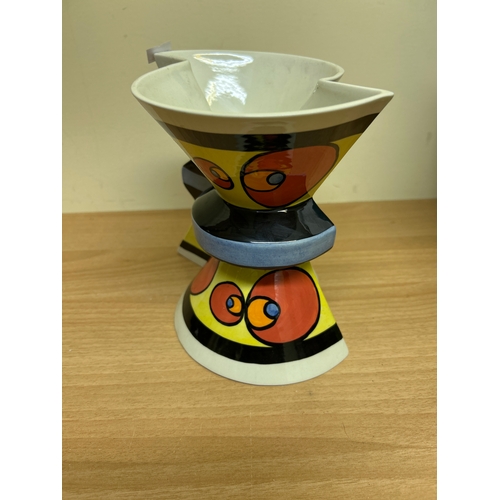 4 - Lorna Bailey: A Limited Edition 71/259 Old Ellgreave Pottery “Back to Back” vase in the Art Deco sty... 