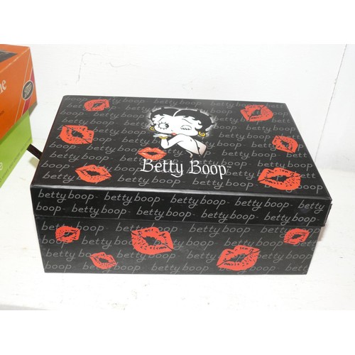 Betty Boop Jewellery box and soft dog toy