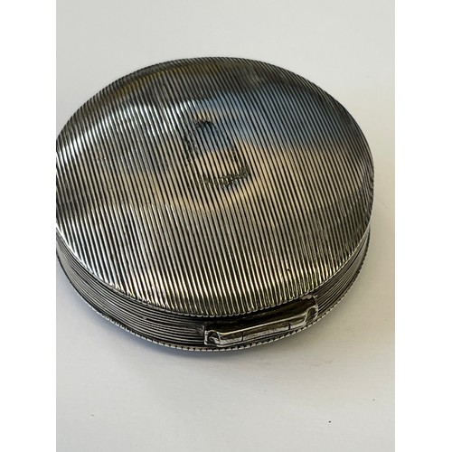 27A - A very early silver snuff box the marks are rubbed hence no confirmed date