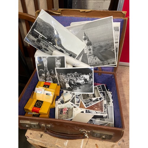 219 - RAF Group Captain Wood collection. A comprehensive collection of belongings from R.A.F Group Captain... 