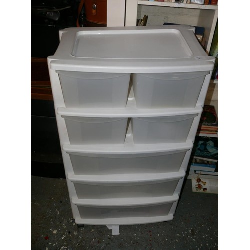 215 - Set of 4 over 3 white plastic storage drawers
