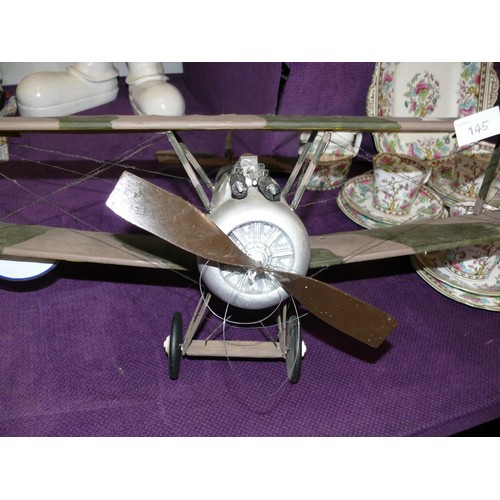 137 - Large bi-plane model and a smaller one
