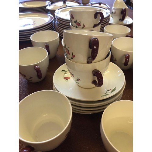 158 - Wedgwood Mayfield Ruby dinner service, 85 pieces, decorated with poppies and a ruby red border. Incl... 