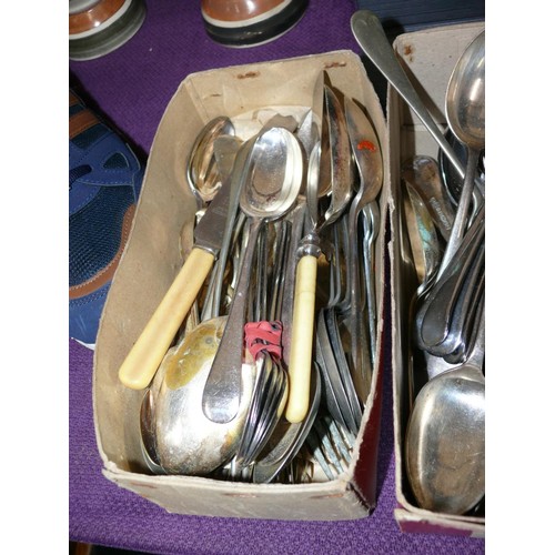 150 - 2 boxes of Vintage cutlery