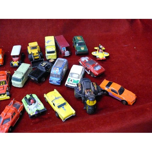 160 - Selection of vintage playworn vehicles