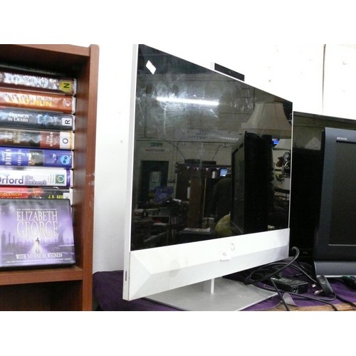 163 - HP all in one desk computer