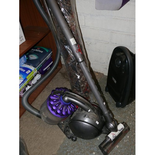 173 - DYSON DC39 Vacuum cleaner