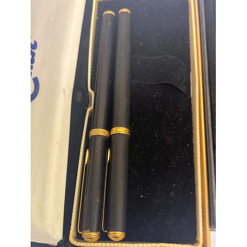 36 - A COLLECTION OF 5 FOUNTAIN PENS SETS AND SINGLES