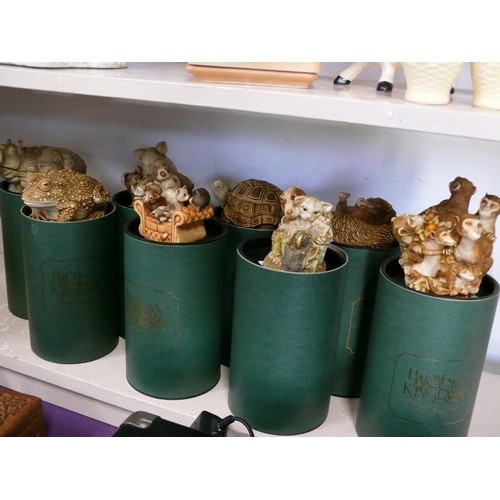 87 - 8 Harmony Kingdom box figures with original boxes