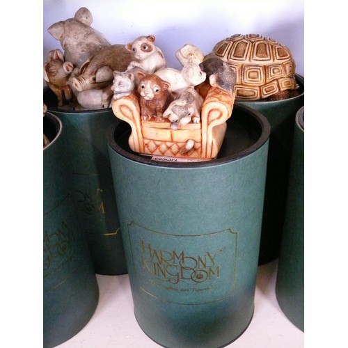 87 - 8 Harmony Kingdom box figures with original boxes