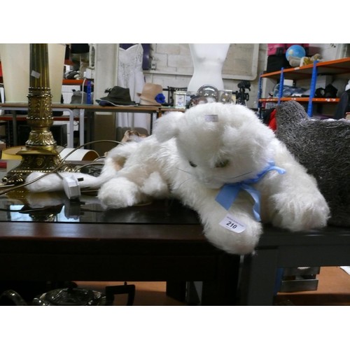 210 - Vintage white cat pyjama case