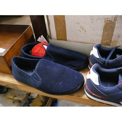 230 - Pair of Fila trainers size 43, appear almost new and a pair of slippers size 9