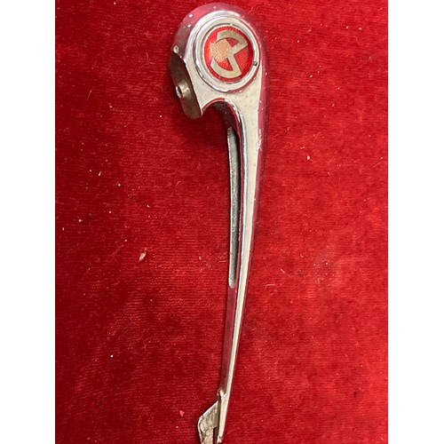 10 - Six vintage car badges etc including Wolseley, Riley , Morris, Cortina, Austin flying wing bonnet or... 