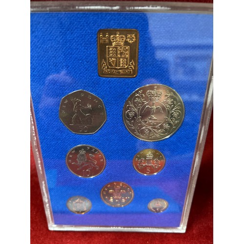 19 - 1977 proof set of British coins in case and wallet