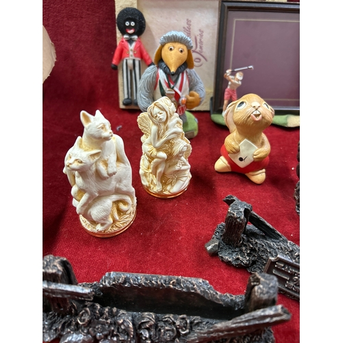 73 - Collectables to include Pendelfin, Friar Folk figures, Wombles Collection, Watersmeet Studios cats &... 